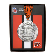 Load image into Gallery viewer, NFL Cincinnati Bengals Classic Round Aluminum Ornament